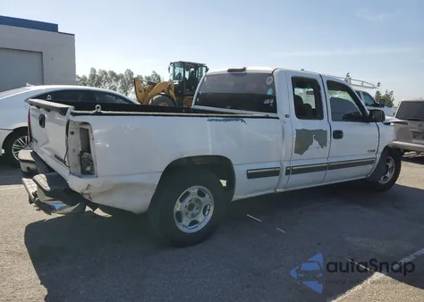 2000 Chevrolet Silverado C1500 из США, поврежденный, VIN 2GCEC19T4Y1230981